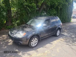 2013 Subaru Forester X Premium with VIN JF2SHADC8DH441587, listed as a Copart auction lot 58090975 with 163,170 mi miles and Clean title. Bid and sale history available at DreamBid. Image 2.