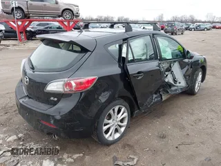 2010 Mazda Mazda3 s Grand Touring with VIN JM1BL1H57A1262633, listed as a IAAI auction lot 41949126 with 82,325 mi miles. Bid and sale history available at carsss.com. Image 4.