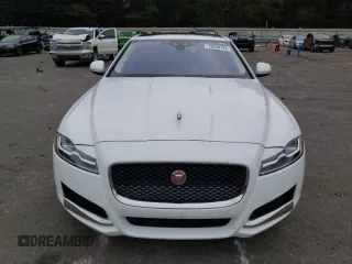 2017 Jaguar XF 35t Premium with VIN SAJBD4BV1HCY31046, listed as a Copart auction lot 78539704 with 34,378 mi miles and Salvage Title. Bid and sale history available at carsss.com. Image 5.