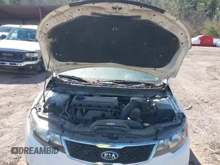 2012 Kia Forte EX with VIN KNAFU4A24C5547640, listed as a IAAI auction lot 41613927 with 225,939 mi miles. Bid and sale history available at carsss.com. Image 10.