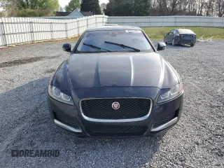 2017 Jaguar XF 20d Premium with VIN SAJBD4BN8HCY48779, listed as a Copart auction lot 49665485 with 76,804 mi miles and Clean Title. Bid and sale history available at DreamBid. Image 5.
