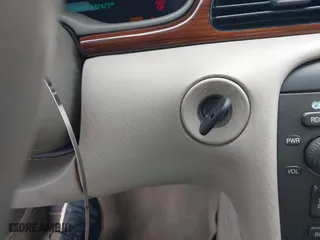 2003 Cadillac Seville Touring STS with VIN 1G6KY54903U133199, listed as a IAAI auction lot 41892181 with 132,423 mi miles. Bid and sale history available at carsss.com. Image 11.
