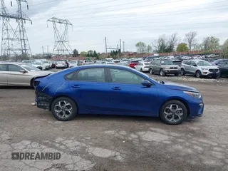 2020 Kia Forte LXS with VIN 3KPF24AD7LE194888, listed as a IAAI auction lot 42010437 with 47,113 mi miles and . Bid and sale history available at carsss.com. Image 14.