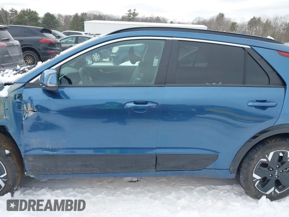 2023 Kia Niro Wind with VIN KNDCR3L15P5014997, listed as a IAAI auction lot 41525672 with 12,499 mi miles and . Bid and sale history available at DreamBid. Image 15.