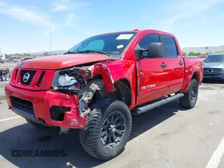 2011 Nissan Titan Pro-4X z VIN 1N6BA0ECXBN317554, wystawiony jako IAAI lot #42310942 z przebiegiem 152 264 mil mil oraz . Historia ofert i sprzedaży dostępna na DreamBid. Obrazek 6.