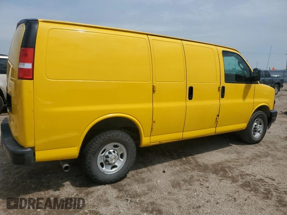 2020 Chevrolet Express Cargo with VIN 1GCWGAFP3L1271813, listed as a Copart auction lot 59291855 with 113,956 mi miles and Clean title. Bid and sale history available at DreamBid. Image 3.