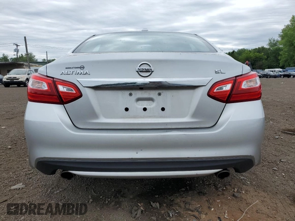 2017 Nissan Altima SL с VIN 1N4AL3APXHC184582, выставлен на аукционе Copart как лот 62829035 с пробегом 137 082 миль миль и Списание • Salvage title. История ставок и продаж доступна на DreamBid. Изображение 6.