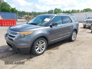 2014 Ford Explorer XLT z VIN 1FM5K7D86EGA01396, wystawiony jako IAAI lot #42123769 z przebiegiem 159 559 mil mil oraz . Historia ofert i sprzedaży dostępna na DreamBid. Obrazek 2.