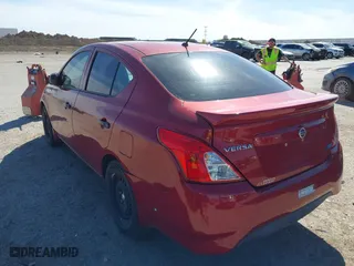 2015 Nissan Versa SV with VIN 3N1CN7AP5FL840101, listed as a IAAI auction lot 41818458 with 156,203 mi miles. Bid and sale history available at carsss.com. Image 3.