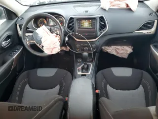 2018 Jeep Cherokee with VIN 1C4PJMAX7JD593297, listed as a Copart auction lot 88072195 with 36,817 mi miles and Salvage title. Bid and sale history available at DreamBid. Image 8.