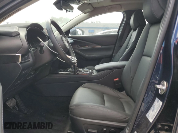 2024 Mazda CX-30 S Carbon Edition with VIN 3MVDMBCM2RM678452, listed as a Copart auction lot 61675535 with 9,573 mi miles and Salvage title. Bid and sale history available at DreamBid. Image 7.