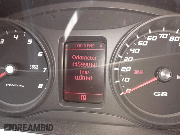 2008 Pontiac G8 z VIN 6G2ER577X8L151778, wystawiony jako IAAI lot #41084344 z przebiegiem 145 990 mil mil oraz . Historia ofert i sprzedaży dostępna na DreamBid. Obrazek 15.
