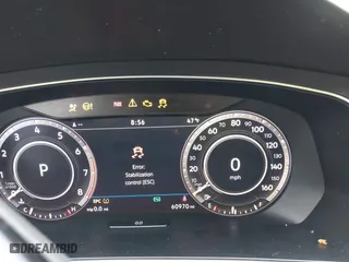 2019 Volkswagen Tiguan SEL Premium with VIN 3VV4B7AXXKM053709, listed as a IAAI auction lot 40840656 with 60,970 mi miles. Bid and sale history available at carsss.com. Image 7.