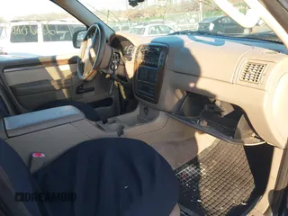 2002 Ford Explorer Eddie Bauer with VIN 1FMZU74W32UA41460, listed as a IAAI auction lot 41425891 with Not Provided miles and . Bid and sale history available at DreamBid. Image 5.