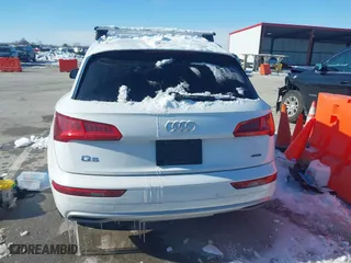 2020 Audi Q5 Premium with VIN WA1ANAFY4L2063453, listed as a IAAI auction lot 41334895 with 97,274 mi miles. Bid and sale history available at carsss.com. Image 16.
