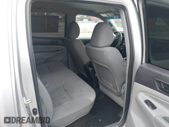 2014 Toyota Tacoma PreRunner with VIN 5TFJU4GN7EX058283, listed as a IAAI auction lot 41797328 with 101,811 mi miles. Bid and sale history available at carsss.com. Image 8.