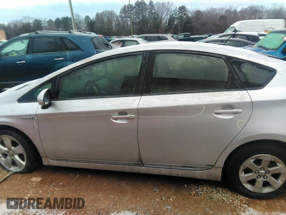 2013 Toyota Prius One with VIN JTDKN3DU6D5588097, listed as a IAAI auction lot 41151413 with 148,728 mi miles and . Bid and sale history available at DreamBid. Image 15.