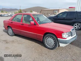 1992 Mercedes-Benz 190 z VIN WDBDA29DXNF899176, wystawiony jako IAAI lot #41829844 z przebiegiem 167 030 mil mil oraz . Historia ofert i sprzedaży dostępna na DreamBid. Obrazek 1.