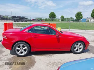 2001 Mercedes-Benz SLK 230/320 with VIN WDBKK65FX1F211044, listed as a IAAI auction lot 42210103 with 139,226 mi miles and . Bid and sale history available at DreamBid. Image 14.