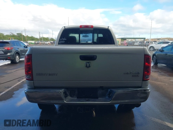 2005 Dodge 3500 SLT z VIN 3D7LS38C15G791333, wystawiony jako IAAI lot #40892553 z przebiegiem 188 933 mil mil oraz . Historia ofert i sprzedaży dostępna na DreamBid. Obrazek 16.