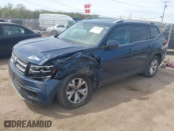 2018 Volkswagen Atlas SE with VIN 1V2KR2CA8JC575136, listed as a IAAI auction lot 42145011 with 139,107 mi miles and . Bid and sale history available at DreamBid. Image 17.