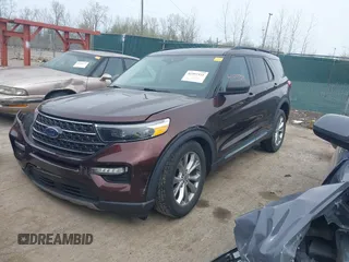 2020 Ford Explorer XLT with VIN 1FMSK8DH9LGA09384, listed as a IAAI auction lot 41997331 with 88,676 mi miles. Bid and sale history available at carsss.com. Image 18.