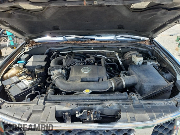 2005 Nissan Frontier LE with VIN 1N6AD07UX5C450937, listed as a Copart auction lot 64102725 with 210,701 mi miles and Clean title. Bid and sale history available at DreamBid. Image 11.