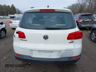 2017 Volkswagen Tiguan S with VIN WVGBV7AX3HK020883, listed as a IAAI auction lot 41782168 with 87,650 mi miles and . Bid and sale history available at DreamBid. Image 16.