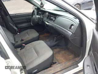 2009 Ford Police Interceptor с VIN 2FAHP71V39X147936, выставлен на аукционе IAAI как лот 42376816 с пробегом 184 182 миль миль и . История ставок и продаж доступна на DreamBid. Изображение 5.
