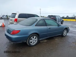 1997 Acura CL z VIN 19UYA1251VL023731, wystawiony jako IAAI lot #41812544 z przebiegiem 85 148 mil mil oraz . Historia ofert i sprzedaży dostępna na DreamBid. Obrazek 4.