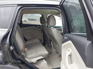 2015 Ford Escape SE with VIN 1FMCU0GX3FUC73452, listed as a IAAI auction lot 41923211 with 140,952 mi miles. Bid and sale history available at carsss.com. Image 8.