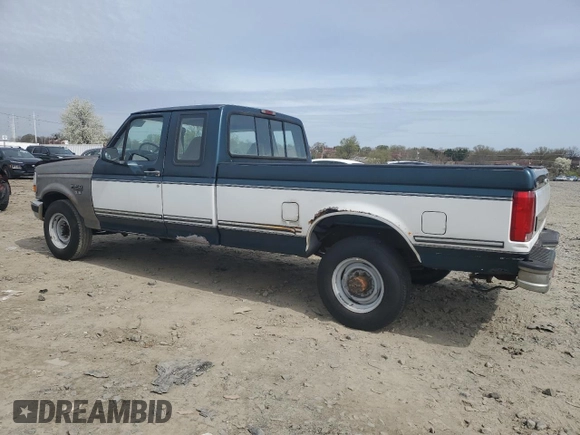 1995 Ford F-250 with VIN 1FTHX25H6SKA12038, listed as a Copart auction lot 51540115 with 278,125 mi miles and Clean title. Bid and sale history available at DreamBid. Image 2.