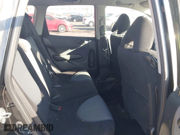 2007 Honda Fit с VIN JHMGD38467S062303, выставлен на аукционе IAAI как лот 41033089 с пробегом 270 488 миль миль и . История ставок и продаж доступна на DreamBid. Изображение 8.