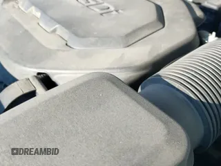 2018 Hyundai Santa Fe 2.4L с VIN 5XYZU3LBXJG568679, выставлен на аукционе IAAI как лот 43122708 с пробегом 128 209 миль миль и . История ставок и продаж доступна на DreamBid. Изображение 19.