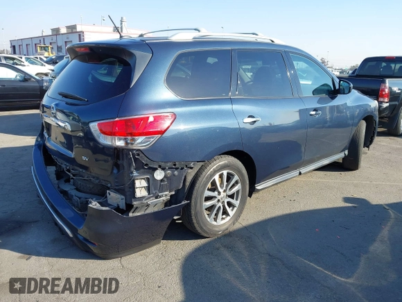 2015 Nissan Pathfinder SV z VIN 5N1AR2MN6FC678167, wystawiony jako IAAI lot #41296424 z przebiegiem 78 796 mil mil oraz . Historia ofert i sprzedaży dostępna na DreamBid. Obrazek 4.