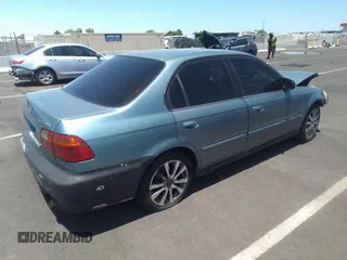 2000 Honda Civic VP with VIN 2HGEJ6612YH592550, listed as a IAAI auction lot 39559888 with 1 mi miles. Bid and sale history available at carsss.com. Image 4.