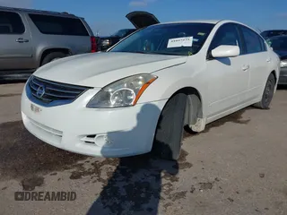 2012 Nissan Altima 2.5 S with VIN 1N4AL2AP9CN577240, listed as a IAAI auction lot 41057535 with 138,191 mi miles. Bid and sale history available at carsss.com. Image 2.
