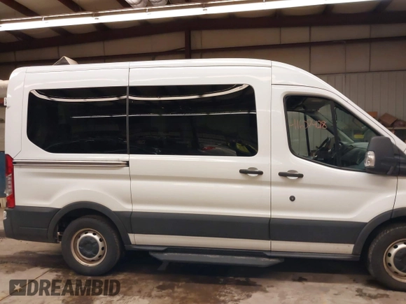 2019 Ford Transit Passenger XL z VIN 1FMZK1CM8KKA27343, wystawiony jako IAAI lot #41607428 z przebiegiem 110 797 mil mil oraz . Historia ofert i sprzedaży dostępna na DreamBid. Obrazek 13.