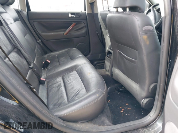 2005 Volkswagen Passat GLS with VIN WVWAD63B95P043100, listed as a IAAI auction lot 41576878 with 138,555 mi miles and . Bid and sale history available at DreamBid. Image 8.