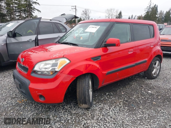 2010 Kia Soul + with VIN KNDJT2A27A7190198, listed as a IAAI auction lot 41756701 with 171,947 mi miles. Bid and sale history available at carsss.com. Image 17.