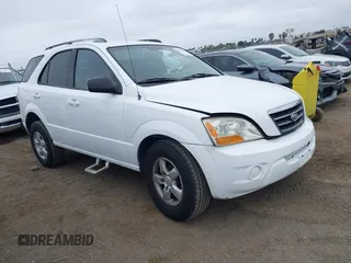 2009 Kia Sorento LX with VIN KNDJD735295866453, listed as a IAAI auction lot 42432714 with 128,124 mi miles and . Bid and sale history available at DreamBid. Image 1.