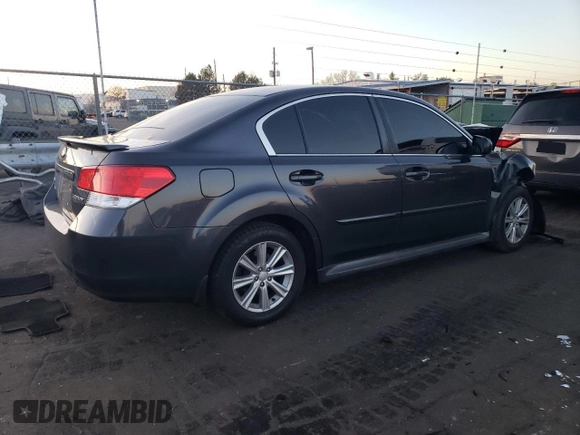 2012 Subaru Legacy 2.5i z VIN 4S3BMCA68C3017262, wystawiony jako Copart lot #83061654 z przebiegiem 147 601 mil mil oraz Nie do naprawy • Non repairable. Historia ofert i sprzedaży dostępna na DreamBid. Obrazek 3.