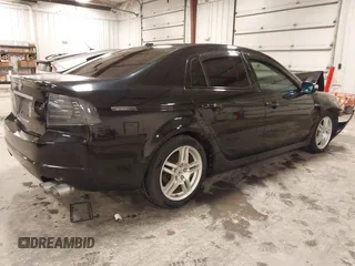 2008 Acura TL with VIN 19UUA66208A053539, listed as a IAAI auction lot 41834082 with 161,366 mi miles. Bid and sale history available at carsss.com. Image 4.