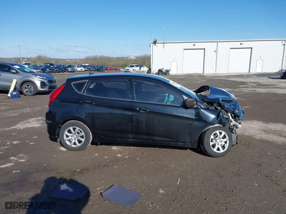 2014 Hyundai Accent GS with VIN KMHCT5AE0EU189319, listed as a IAAI auction lot 41985071 with 72,633 mi miles. Bid and sale history available at carsss.com. Image 13.