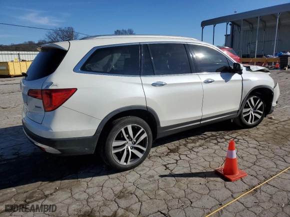 2017 Honda Pilot Touring with VIN 5FNYF5H96HB014922, listed as a Copart auction lot 47307045 with 123,101 mi miles and Salvage Title. Bid and sale history available at carsss.com. Image 3.