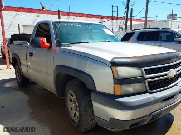 2006 Chevrolet Silverado 1500 LS with VIN 1GCEC14V06Z251694, listed as a IAAI auction lot 41703762 with 199,716 mi miles. Bid and sale history available at carsss.com. Image 1.