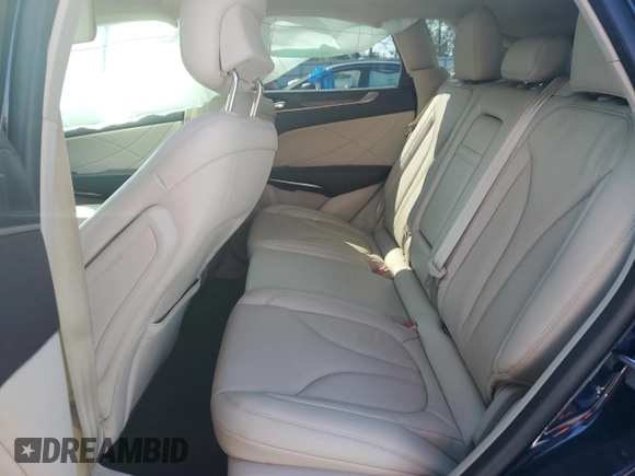2019 Lincoln MKC Reserve with VIN 5LMCJ3C91KUL48660, listed as a Copart auction lot 52329455 with 67,163 mi miles and Salvage title. Bid and sale history available at DreamBid. Image 12.