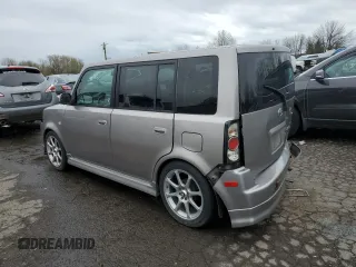 2005 Scion xB with VIN JTLKT334950188027, listed as a Copart auction lot 50433275 with 168,127 mi miles and Salvage Title. Bid and sale history available at carsss.com. Image 2.