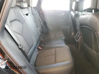 2023 Porsche Macan S z VIN WP1AG2A53PLB37611, wystawiony jako Copart lot #58918785 z przebiegiem 11 472 mil mil oraz Nie do naprawy. Historia ofert i sprzedaży dostępna na DreamBid. Obrazek 10.
