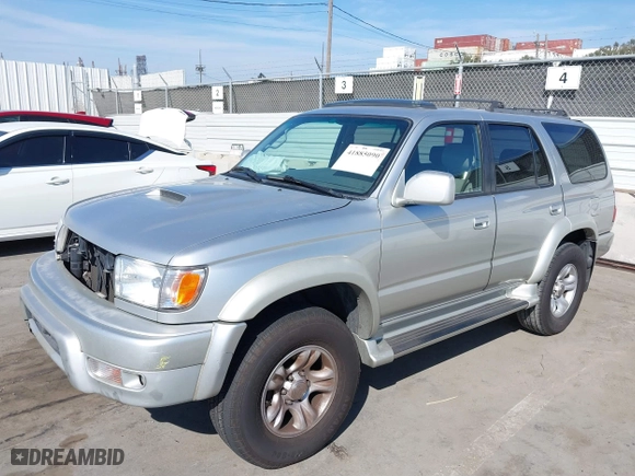 2001 Toyota 4Runner SR5 with VIN JT3GN86R010180722, listed as a IAAI auction lot 41885090 with 194,270 mi miles. Bid and sale history available at carsss.com. Image 16.